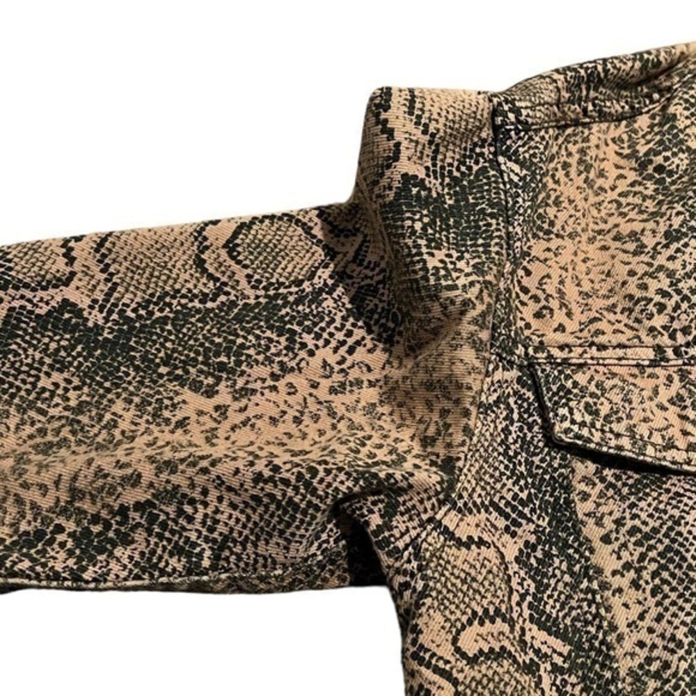 Free People Brown Snake Reptile Animal Print Trucker Jacket Size‎ Medium - Picture 6 of 9